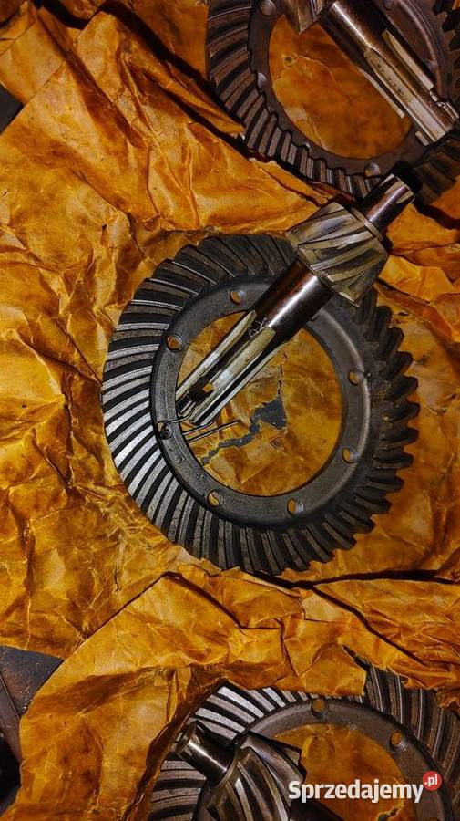 Atak z wałkiem przekładni głównej Dniepr MT Ural Leszno