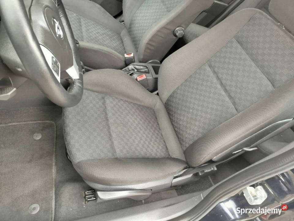 Opel Astra 18 LPGopłaty w auta import niemcyLPG 223000km Opel Toruń