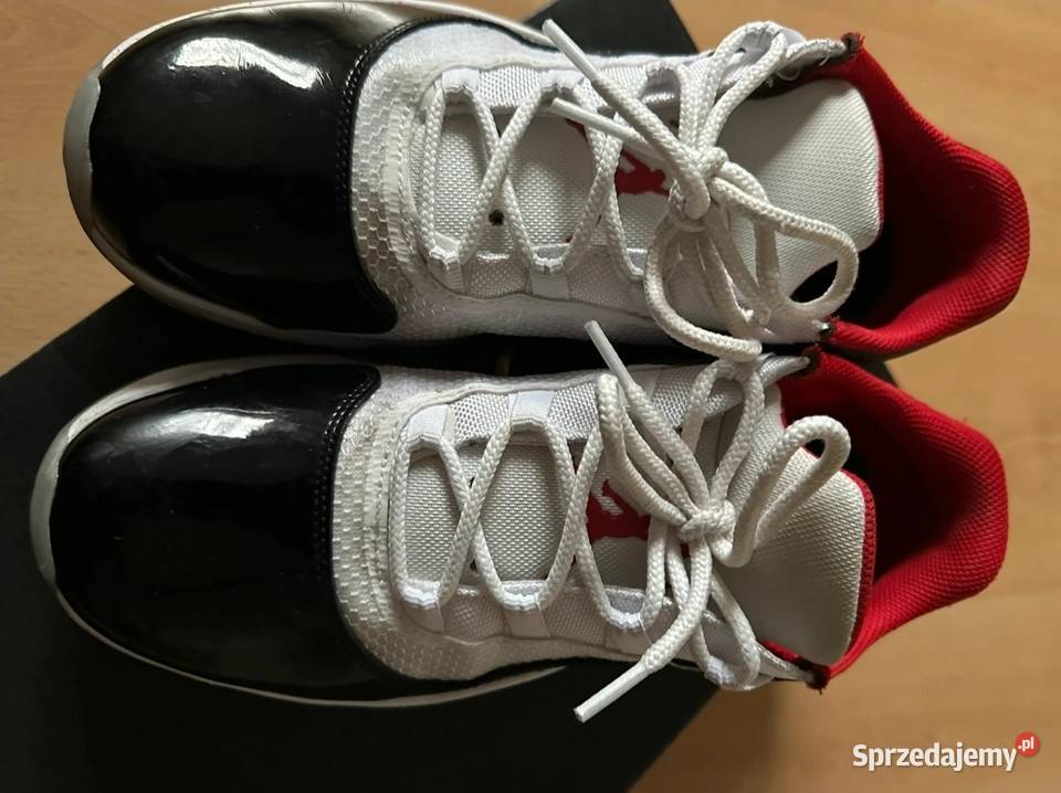 Buty Air jordan CFMI11low oryginalne kupione Toruń sprzedam