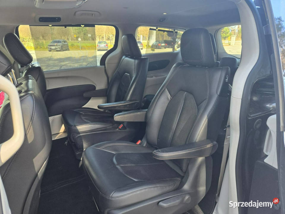 Ford Galaxy Hybrid 36 fvat Pacifica Hybrid z Białystok sprzedam