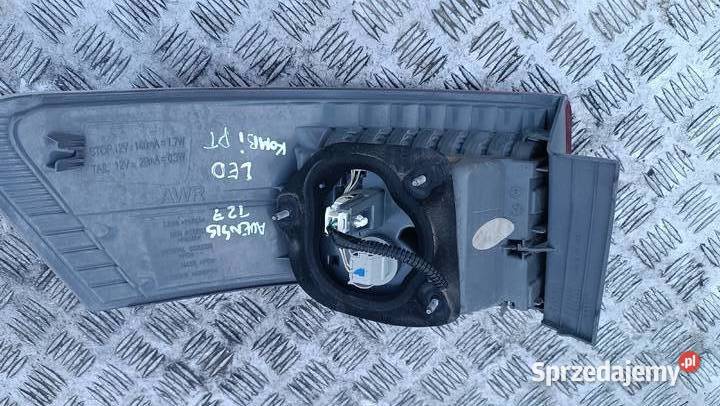 Lampa tył tylna prawa Toyota Avensis T27 III