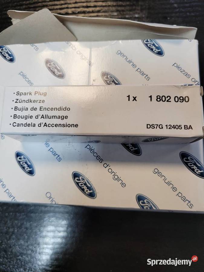 Świeca Ford 1802090 DS7G12405BA HYFS094YEC Radom