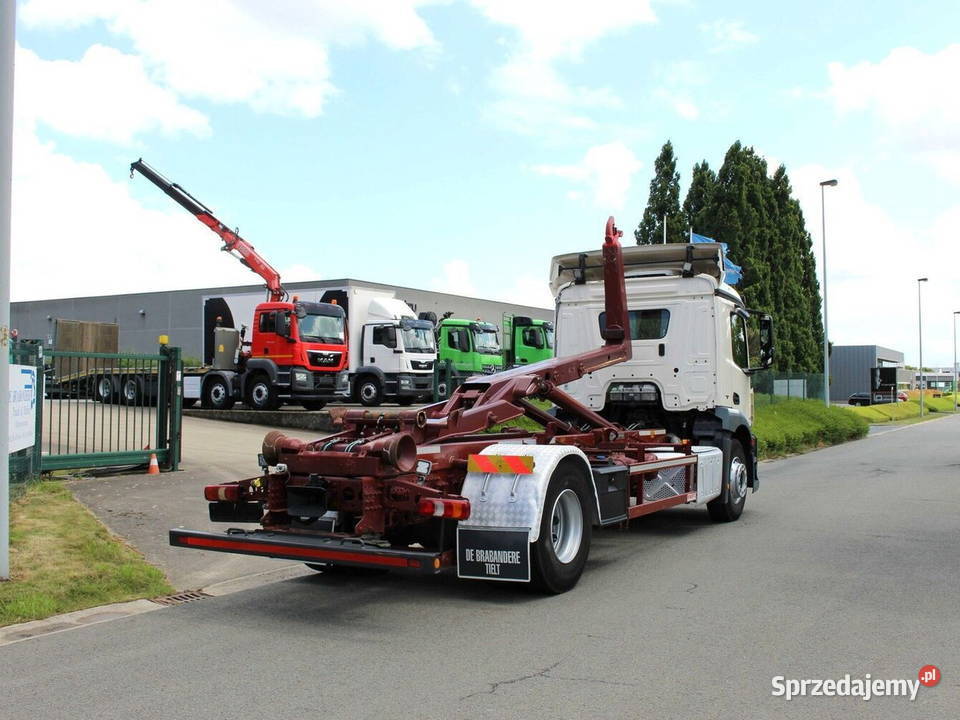 Hakowiec 2 osiowy Mercedes diesel sprzedam