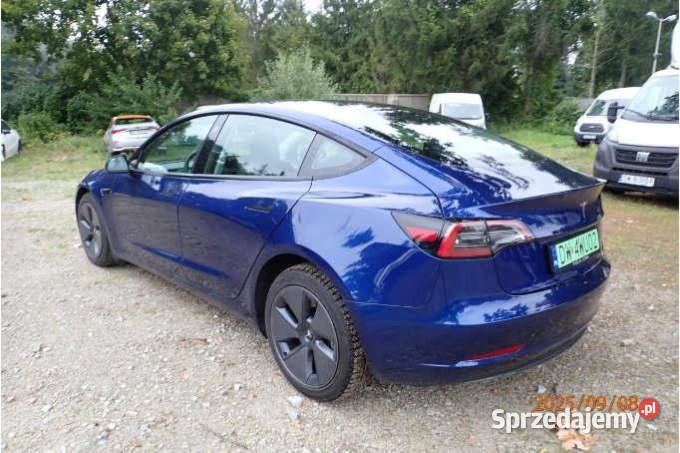 TESLA MODEL 3 2023 EE 480 Model 3 Warszawa