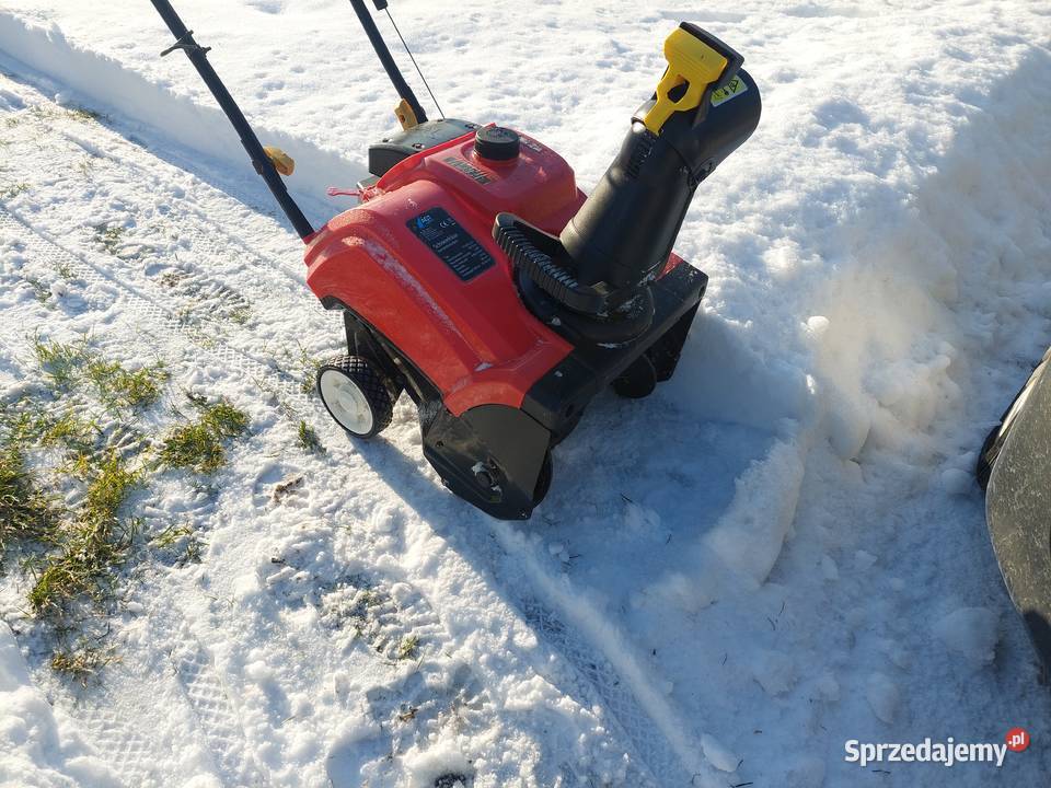Odśnieżarka spalinowa AGT nie używana z Pozostałe podkarpackie Cmolas sprzedam