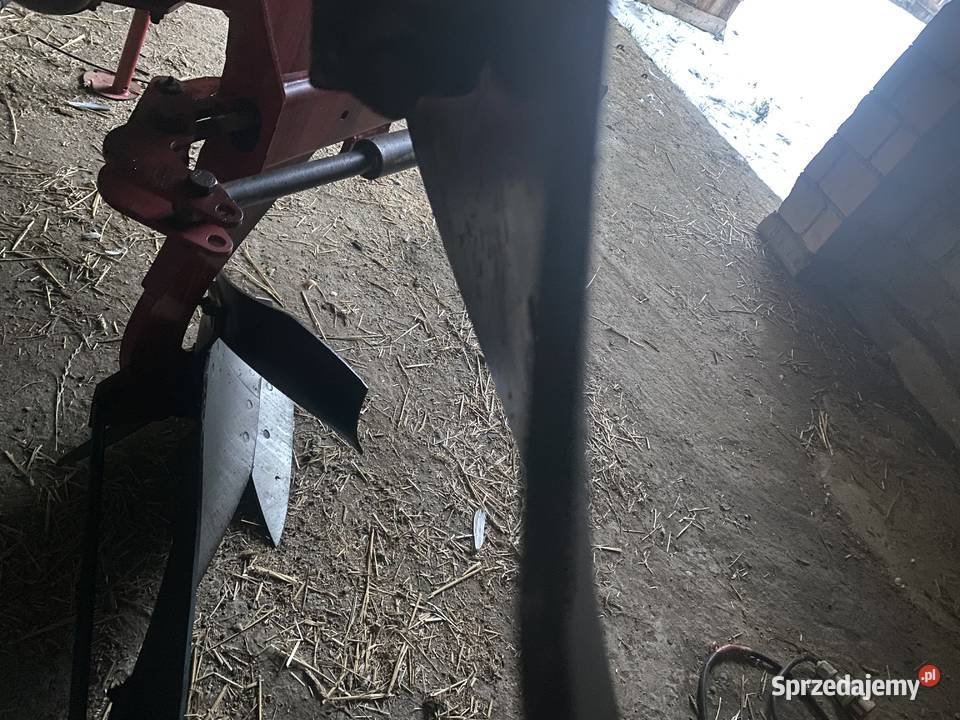 Pług 3 skibowy obrotowy AGROLUXoverum