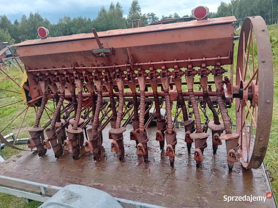 Meprozet siewnik fabryczny 17 13 lejowy nieuszkodzony Ryki