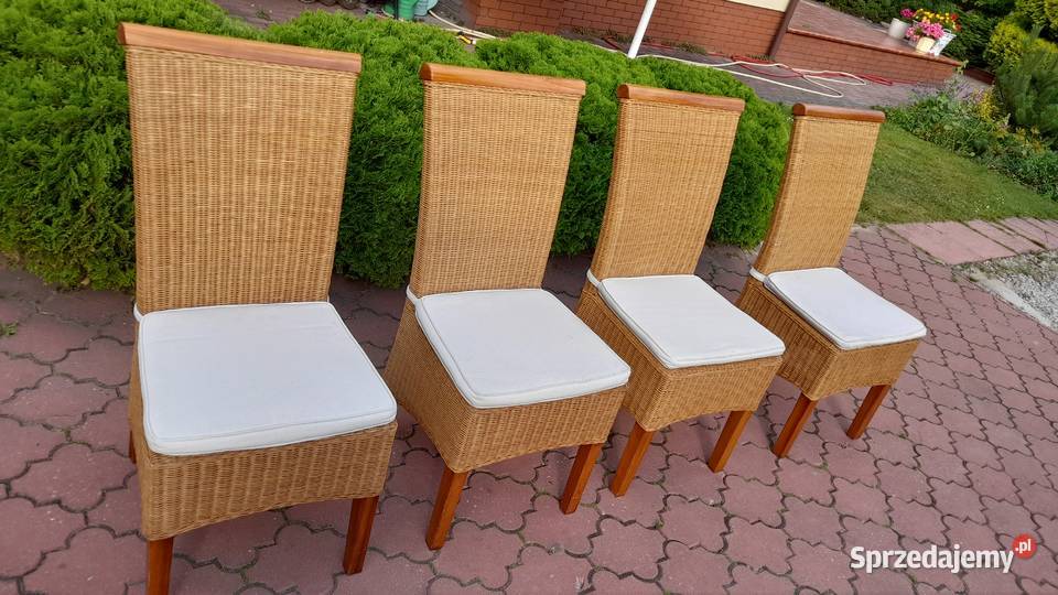 Komplet 4 rattanowych krzeseł do stołu krzesło Sulbiny