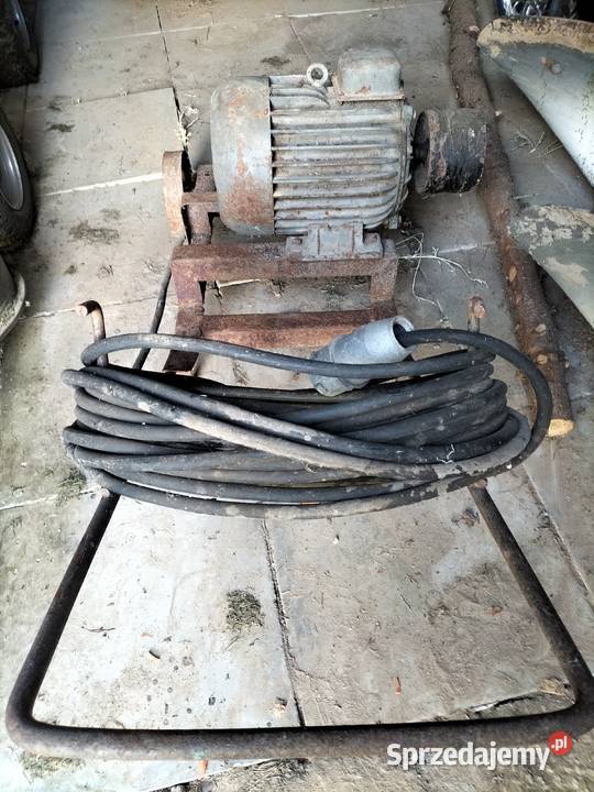 Sprzedam silnik trój fazowy na wózku Tymowa
