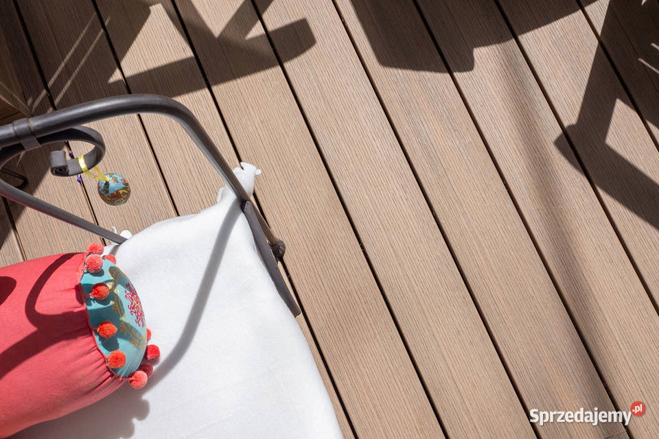 Deska tarasowa pełna deska kompozytowa Bielsko-Biała