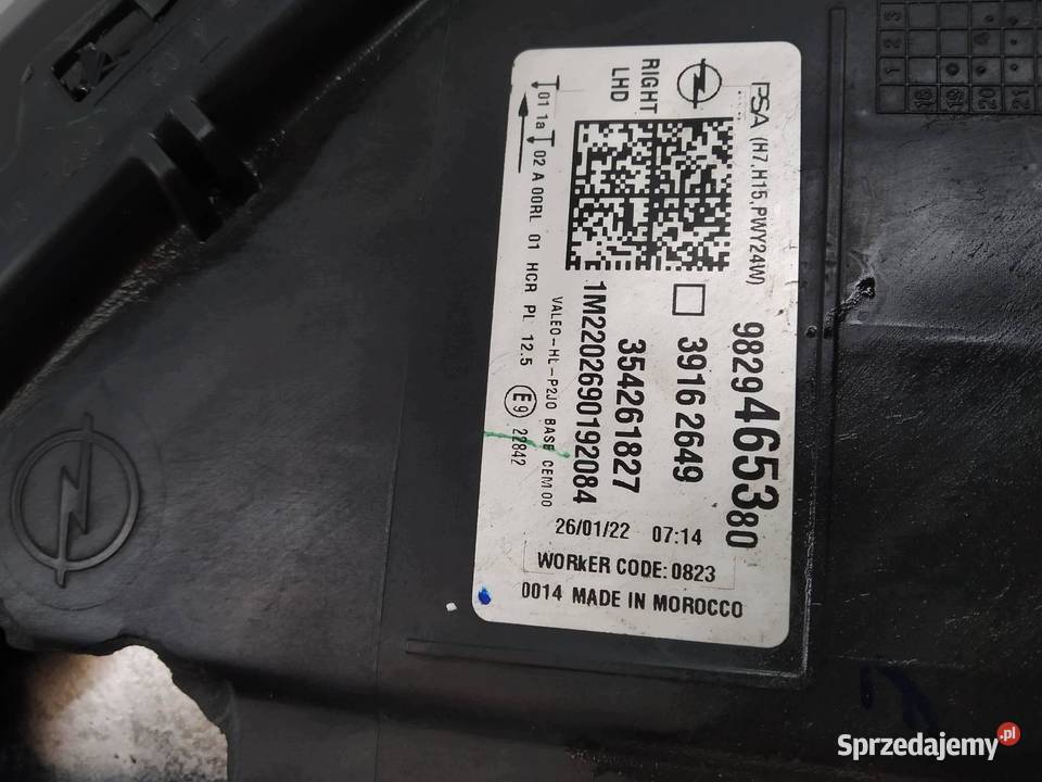 LAMPA PRZÓD PRAWA EU USZKODZONA 9829465380 Opel
