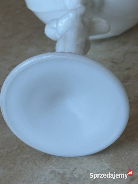 Cukiernica z figurą kobiety Ząbkowice Mielec sprzedam