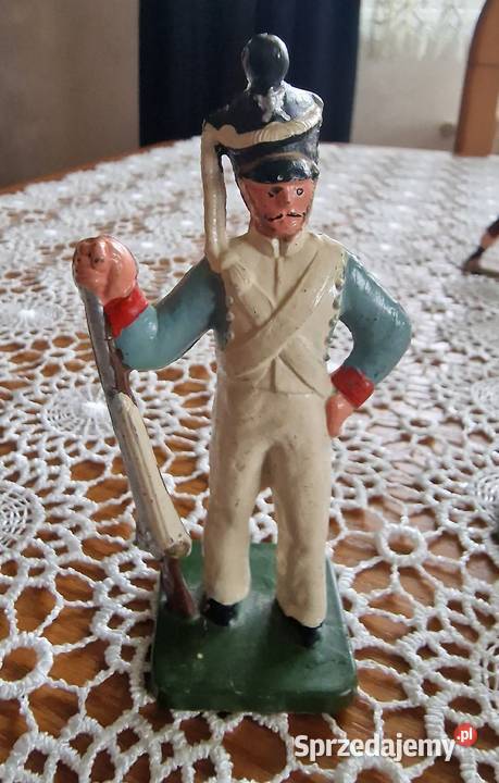Figurka żołnierzyk z PRLu