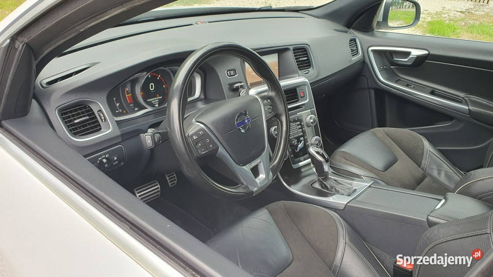 Volvo V60 20 D4 190 rDesign Automat NAVI BiXenon świętokrzyskie Chmielnik