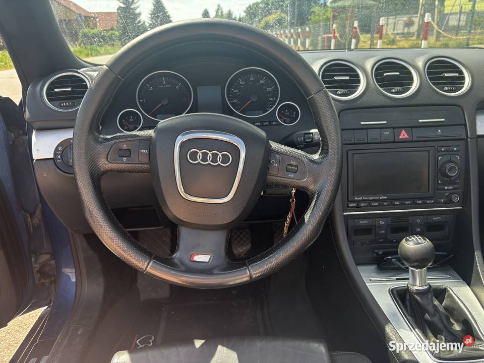 Audi a4b7 cabrio 20 TDI manualna A4 Tomaszów Lubelski