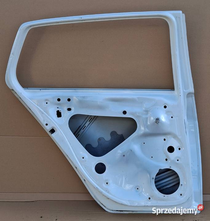 VW GOLF VII 7 HB DRZWI LEWY TYŁ LEWE TYLNE Bieleń sprzedam