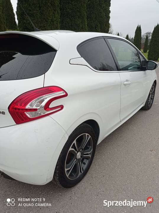 Sprzedam peugeota 208 12 benzyna wersja Allure 82KM Pilzno sprzedam