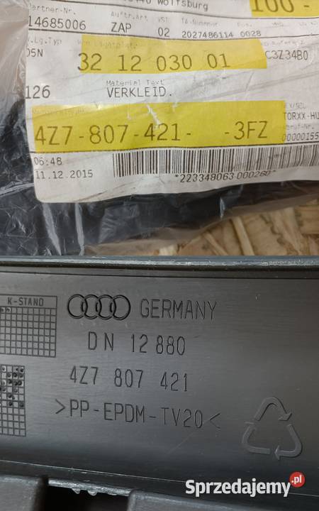 AUDI A6 C5 KOMBI LISTWA OSŁONA DOKŁADKA GÓRNA osobowe Pleszew