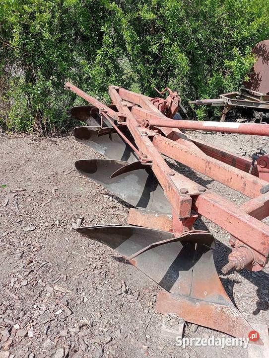 Pług zagonowy 4 skibowy UNIA Turew