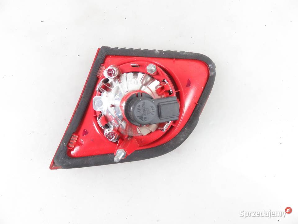 LAMPA LEWA TYLNA KLAPA VW PASSAT B6 3C5945093E