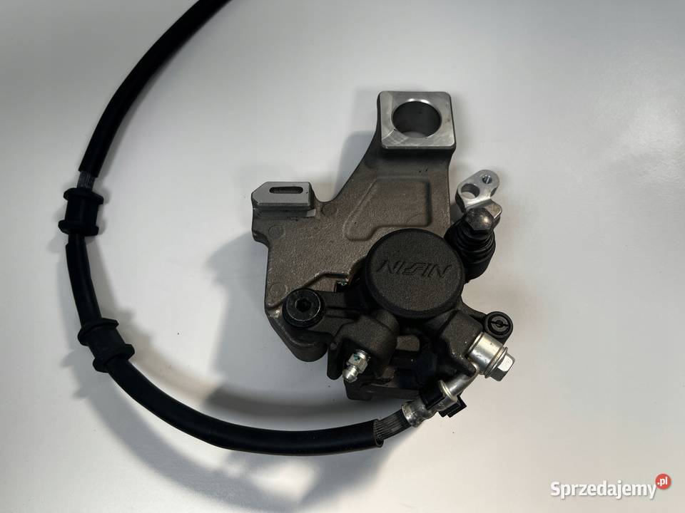 SUZUKI GSXS 1000 1619 Zacisk hamulcowy tył tylny wielkopolskie