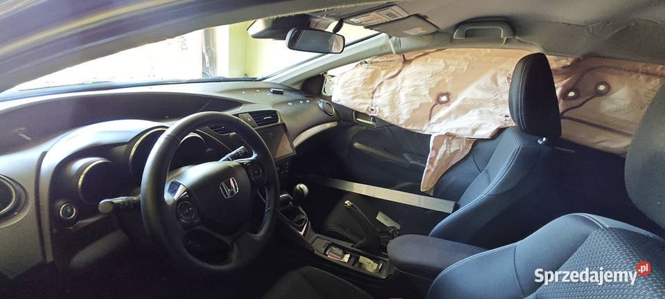 Honda Civic IX 14 iVTEC Uszkodzona Rok produkcji 2015 lubelskie Zamość