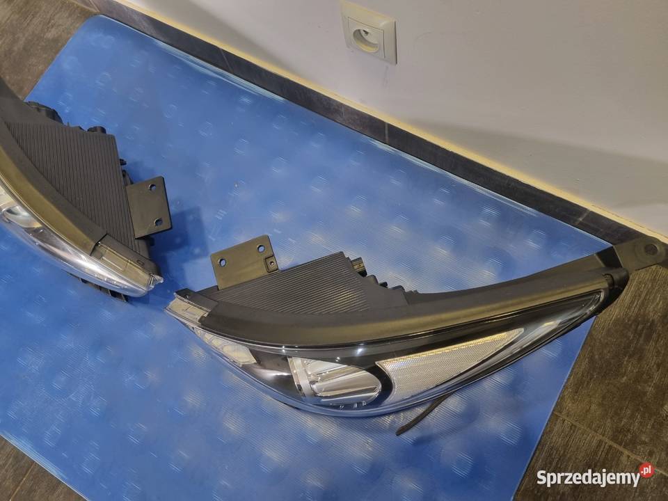 LAMPY XENON KIA NIRO 2017 r osobowe Skierniewice sprzedam