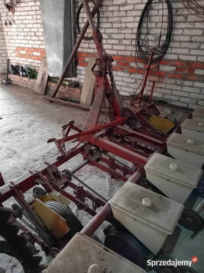 Siewnik do buraków nieuszkodzony