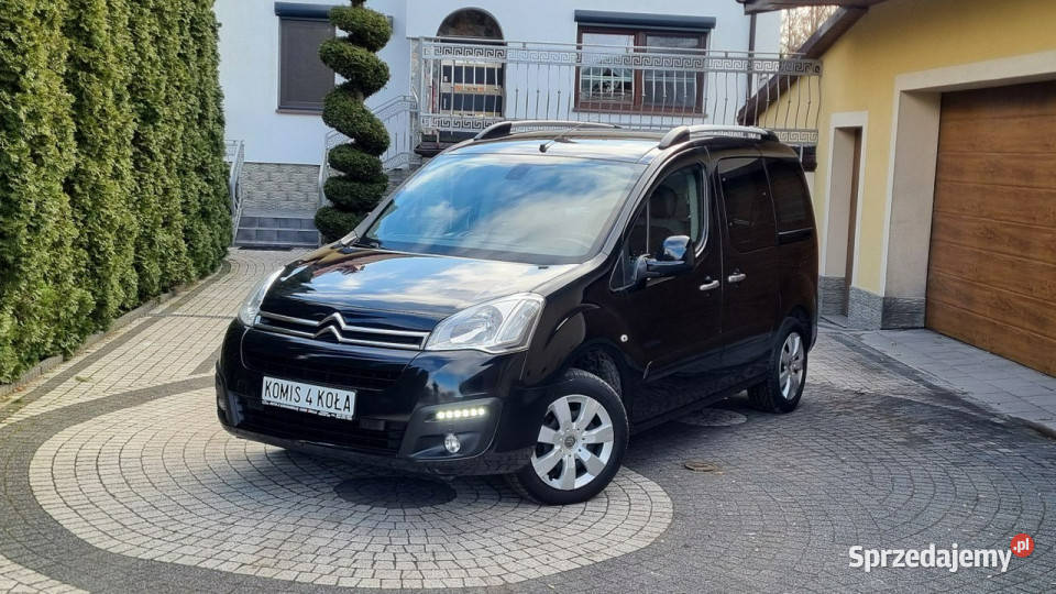 Citroen Berlingo FaceLift Led 16 HDI GWARANCJA Rok produkcji 2016 mazowieckie