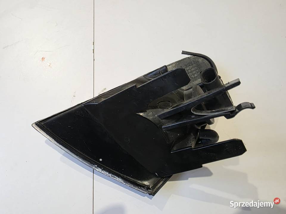 Kierunkowskaz przedni lewy BMW 3 E46 014441506L Rok produkcji 2000 Iława sprzedam