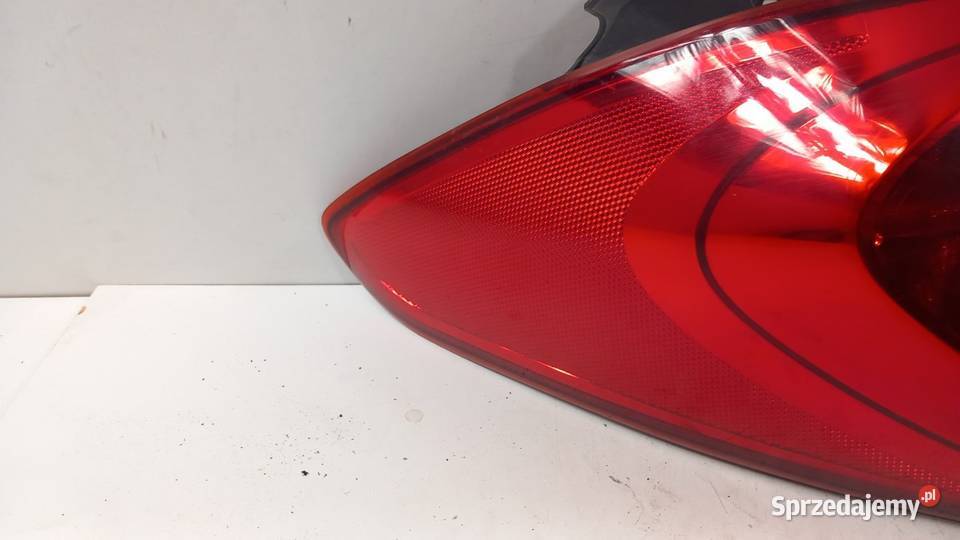 HYUNDAI I20 I LIFT HB LAMPA TYŁ LEWY 3D Zbierkowo