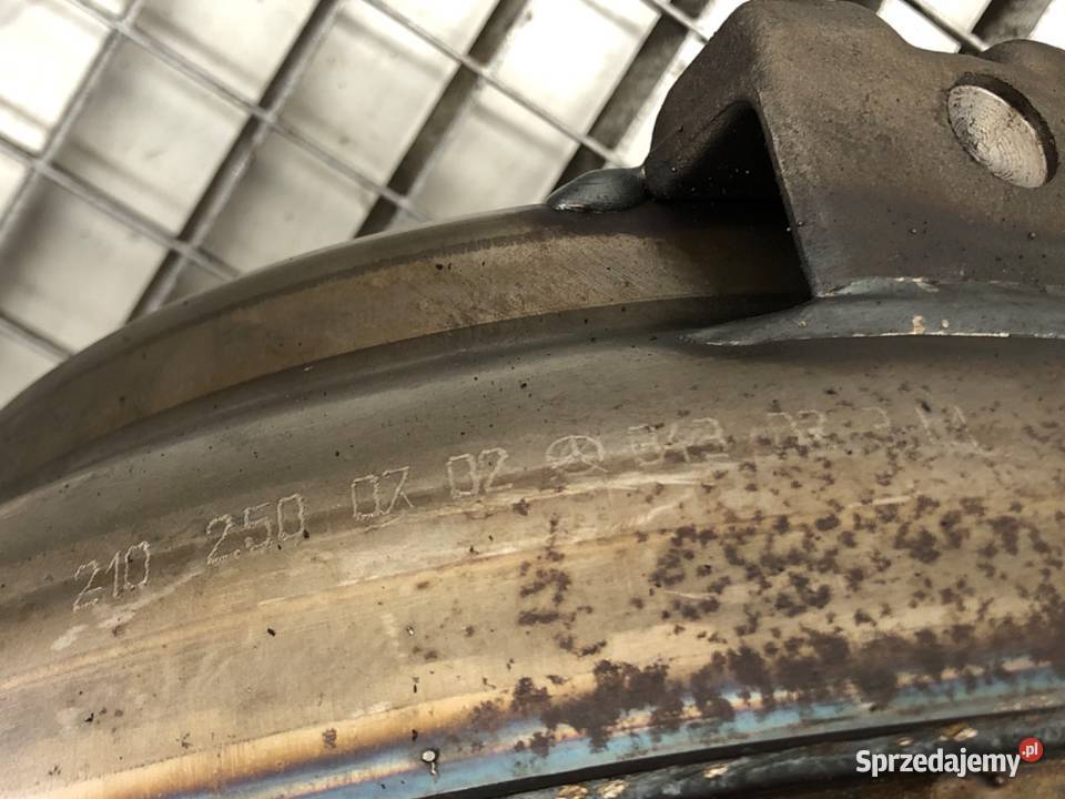 SPRZĘGŁO MERCEDES W203 32 218 2102500702 0007