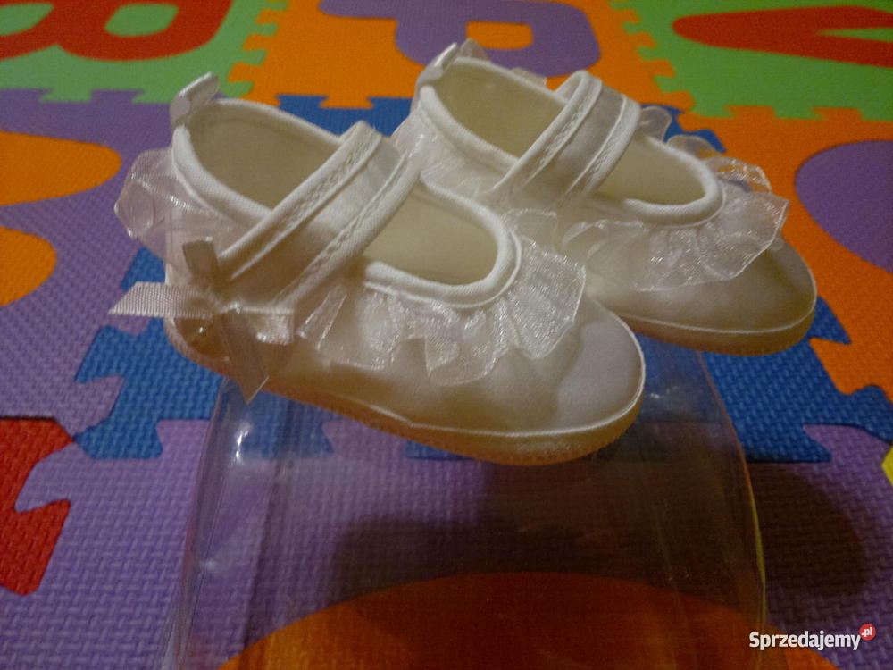 CHRISTOPHER buciki do chrztu 11