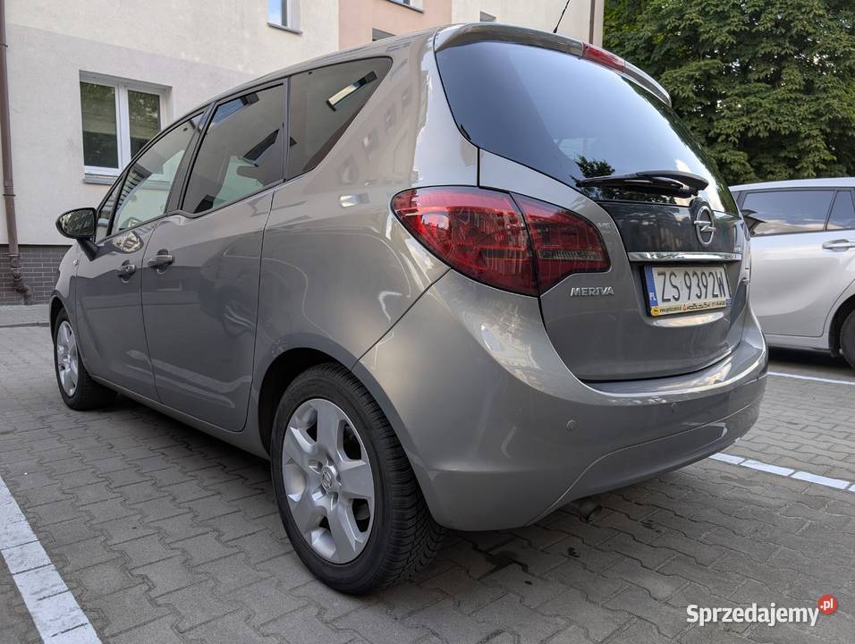 Meriva B w super stanie 1364cm3