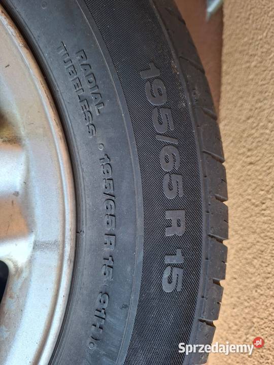 Alufelgi z oponami Continental 195x65 R15 Wronki