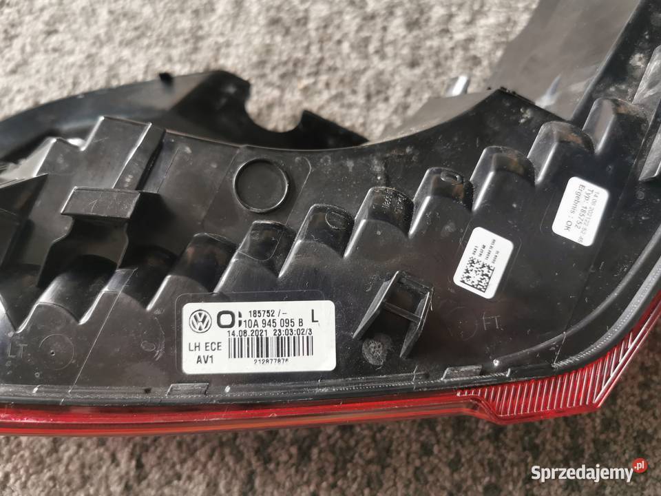 Lampa tył tylna lewa VW ID3 ID3 10A945095B Lampy tylne Pielgrzymka