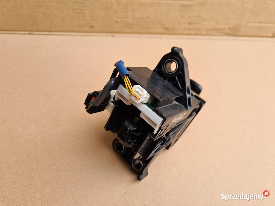 Toyota Auris II E18 wybierak drążek zmiany wyposażenie elektryczne Legnica