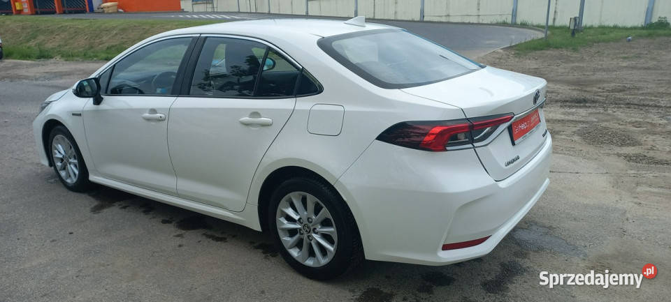 Toyota Corolla ECVT 18 Hybryda Pełna historia kurtyny powietrzne Gdańsk sprzedam