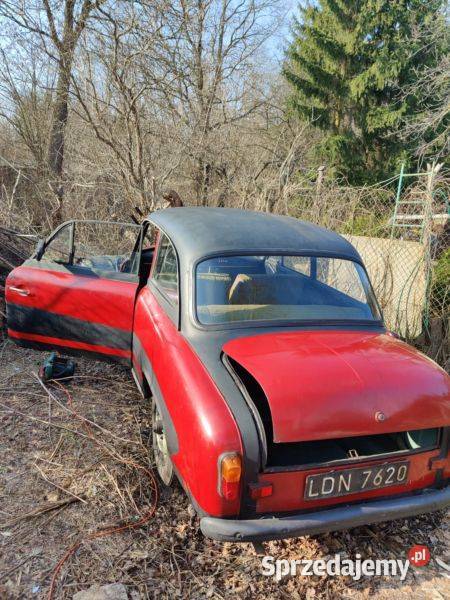 Syrena 104 kurołapka z dokumentami