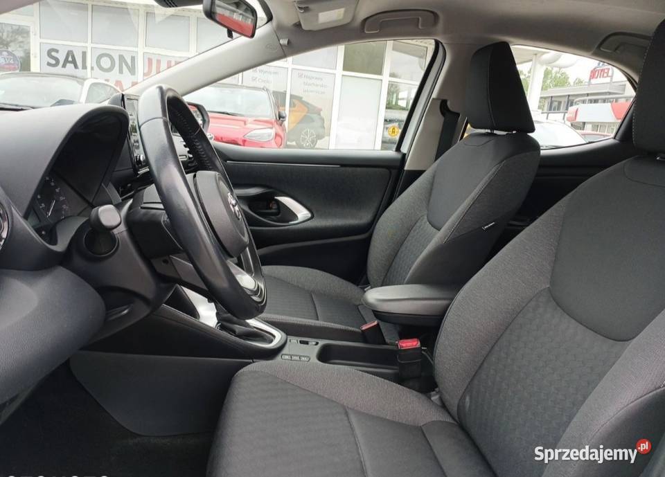 Toyota yaris hybryda krajowy bezwypadkowy bluetooth Babice