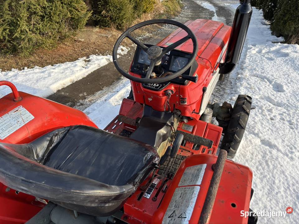 Japoński traktor Yanmar ym 1800 4x4 Dobczyce