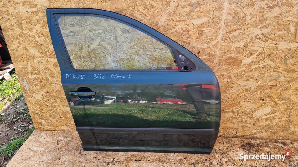 SKODA OCTAVIA 2 II DRZWI PRZÓD PRAWY PRAWA KOD osobowe