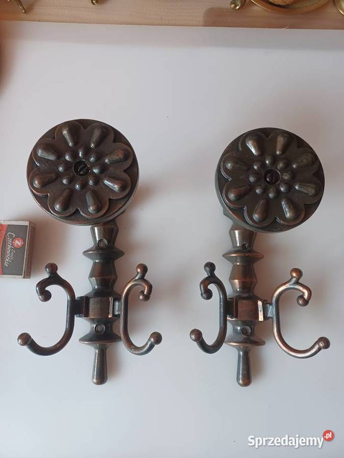 Dwa piękne duże wieszaki Poznań