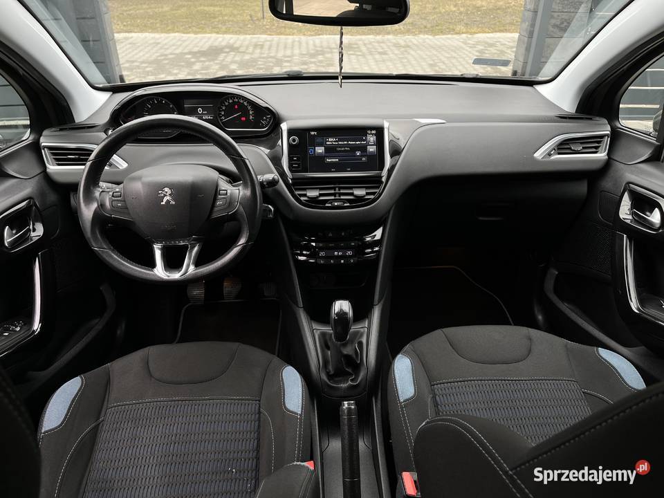 Peugeot 208 2015r 12 Benz 208 kujawsko-pomorskie Toruń