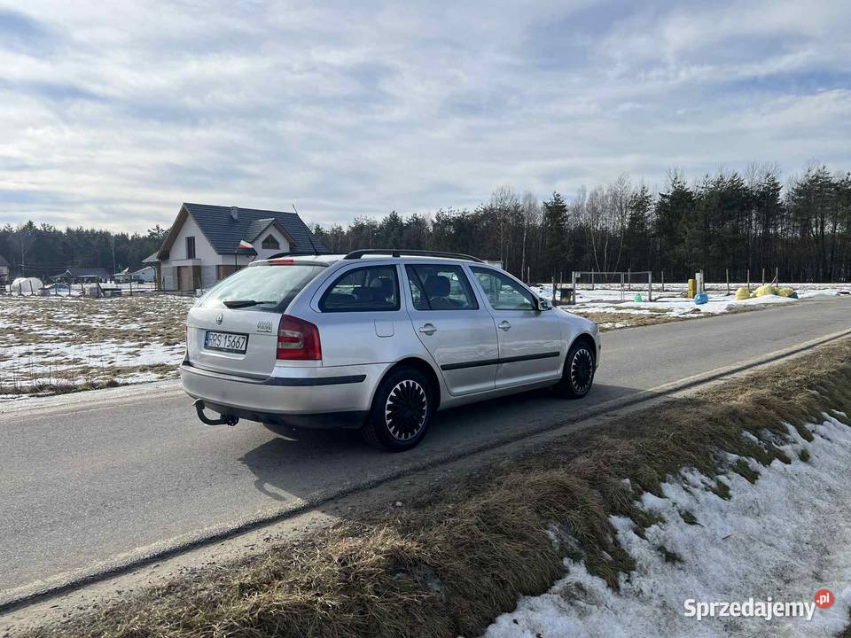 Skoda Octavia 2 kombi nieuszkodzony Ocieka