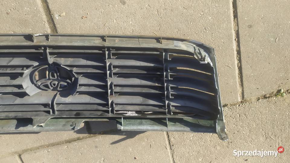 TOYOTA LAND CRUISER 100 GRILL ATRAPA Karoseria dolnośląskie Wrocław