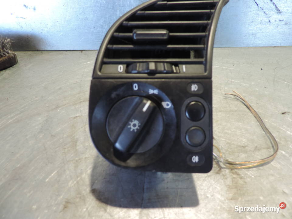 BMW E36 PRZEŁĄCZNIK ŚWIATEŁ KRATKA NAWIEWU Nowy Sącz
