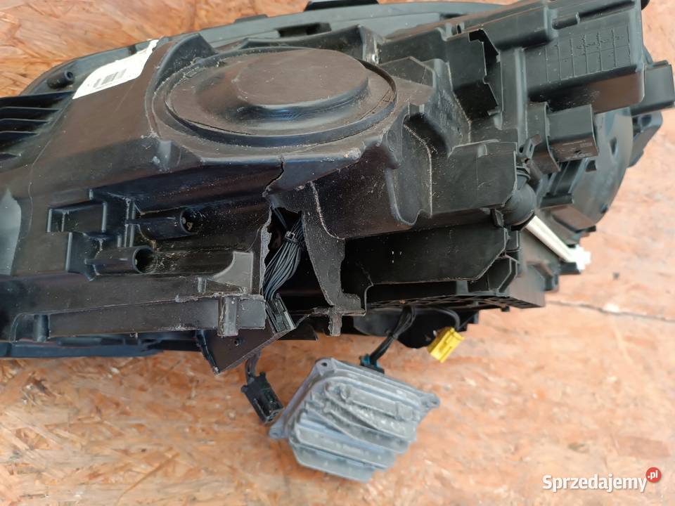 LAMPA PRAWY PRZÓD EU REFLEKTOR LED MERCEDES E Lampy przednie wielkopolskie Nowy Tomyśl