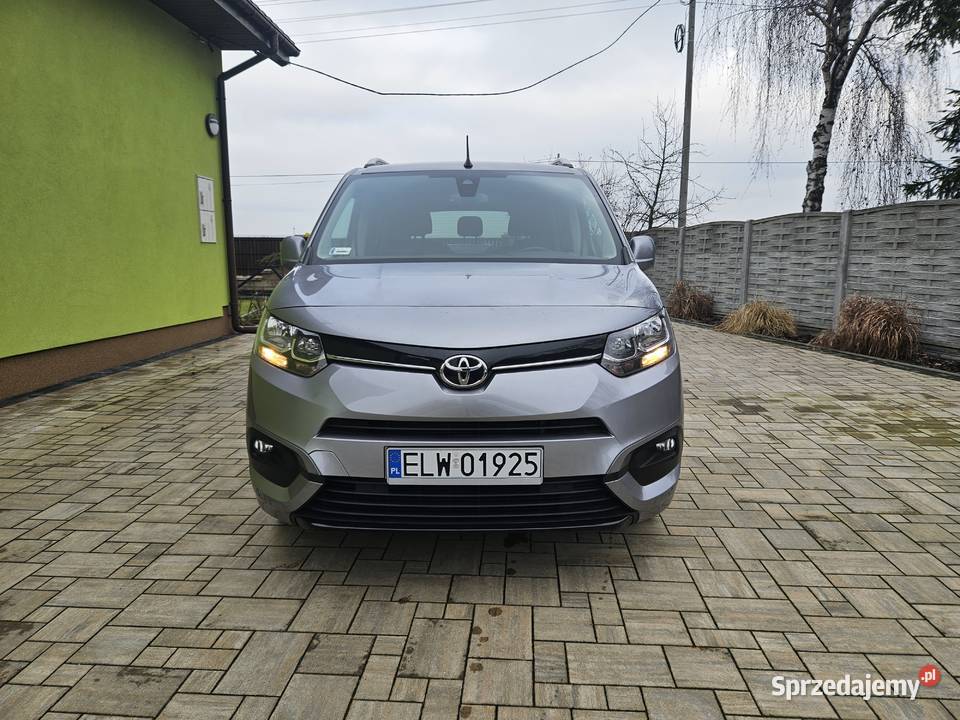 Toyota Proace City Verso Family 15 130 salon ProAce Verso Dobra sprzedam