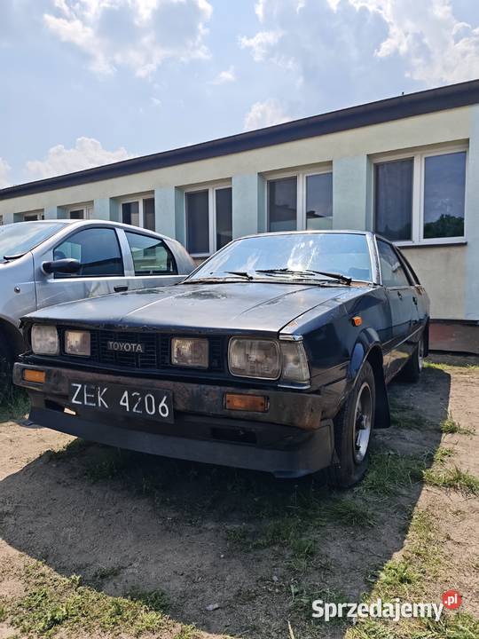 Toyota corolla te71 liftback 1600cm3 łódzkie Sieradz sprzedam